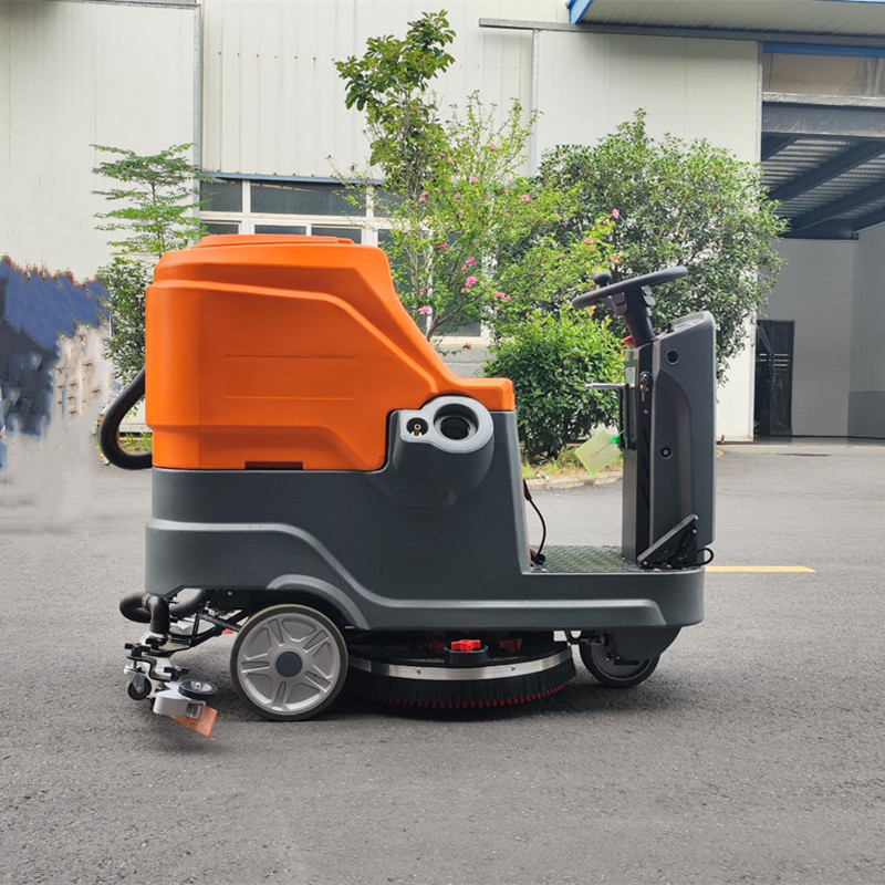 榮事達(dá)駕駛式洗地機(jī)D85 榮事達(dá)駕駛式洗地機(jī)D85.jpg